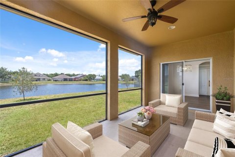 House in Parrish, Florida 4 bedrooms, 298.87 sq.m. № 2234197 - photo 24