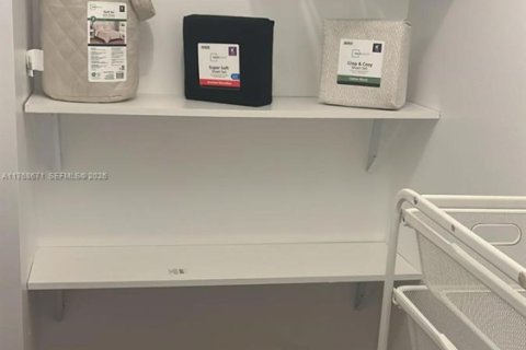 Condo in Aventura, Florida, 1 bedroom  № 1868619 - photo 30