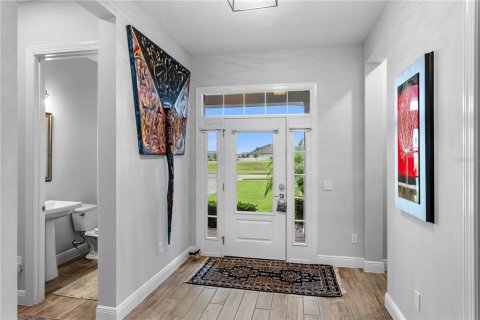House in Clermont, Florida 4 bedrooms, 353.68 sq.m. № 1919756 - photo 4