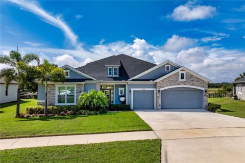 House in Clermont, Florida 4 bedrooms, 353.68 sq.m. № 1919756 - photo 2
