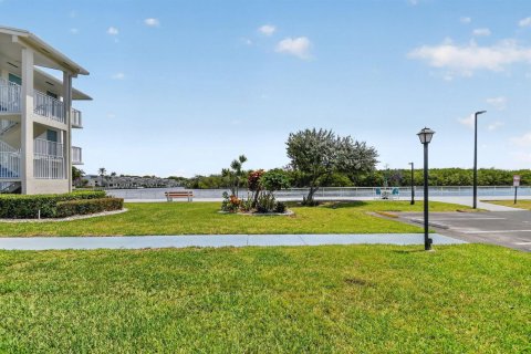 Condominio en venta en Boynton Beach, Florida, 1 dormitorio, 52.95 m2 № 2147342 - foto 30