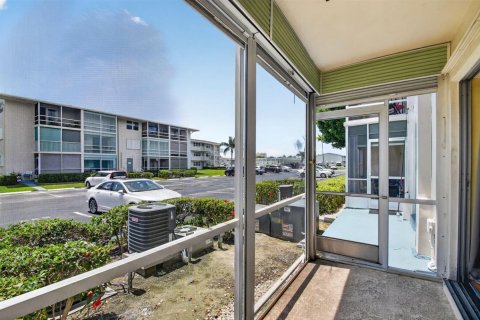 Condominio en venta en Boynton Beach, Florida, 1 dormitorio, 52.95 m2 № 2147342 - foto 24
