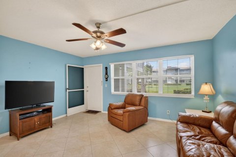 Condominio en venta en Boynton Beach, Florida, 1 dormitorio, 52.95 m2 № 2147342 - foto 11