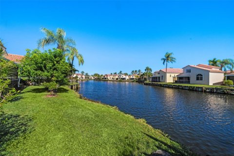 Casa en venta en Dania Beach, Florida, 3 dormitorios, 140.1 m2 № 1967108 - foto 30