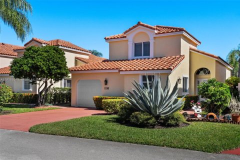 Casa en venta en Dania Beach, Florida, 3 dormitorios, 140.1 m2 № 1967108 - foto 1