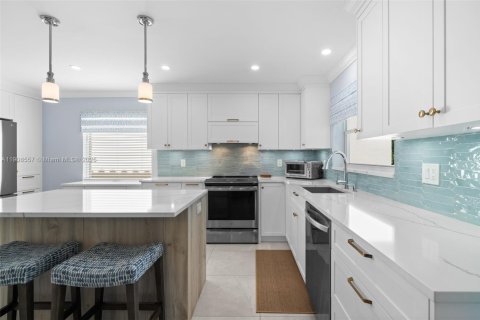 Casa en venta en Dania Beach, Florida, 3 dormitorios, 140.1 m2 № 1967108 - foto 7