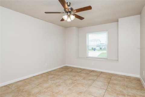 House in Kissimmee, Florida 3 bedrooms, 123.93 sq.m. № 1851617 - photo 11