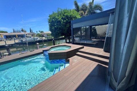 Villa ou maison à vendre à Lighthouse Point, Floride: 4 chambres, 411.19 m2 № 2007328 - photo 17