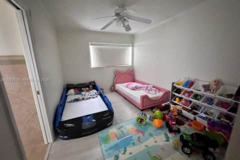 Villa ou maison à vendre à Lighthouse Point, Floride: 4 chambres, 411.19 m2 № 2007328 - photo 9