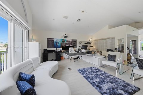 Villa ou maison à vendre à Lighthouse Point, Floride: 4 chambres, 411.19 m2 № 2007328 - photo 26