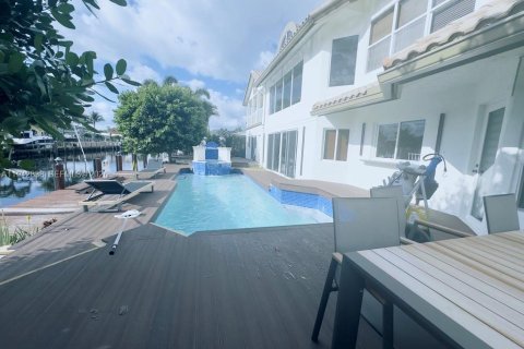 Villa ou maison à vendre à Lighthouse Point, Floride: 4 chambres, 411.19 m2 № 2007328 - photo 16