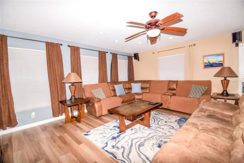 Снять в аренду виллу или дом в Брейдентон, Флорида 8 комнат, 219.44м2, № 1828534 - фото 26