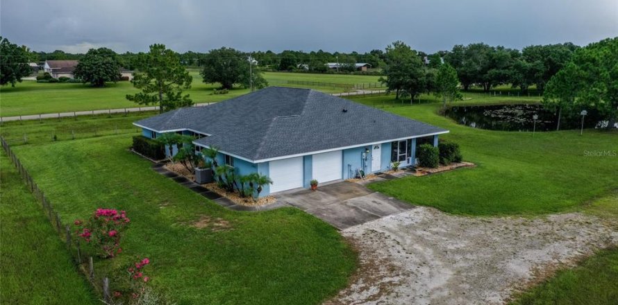 Casa en Bradenton, Florida 3 dormitorios, 219.44 m2 № 1828534