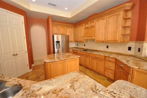 Casa en alquiler en Orlando, Florida, 4 dormitorios, 343.27 m2 № 1906799 - foto 16