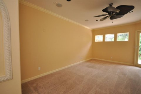 Casa en alquiler en Orlando, Florida, 4 dormitorios, 343.27 m2 № 1906799 - foto 11