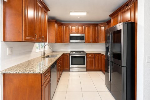 Villa ou maison à vendre à Deerfield Beach, Floride: 3 chambres, 118.91 m2 № 2400847 - photo 3