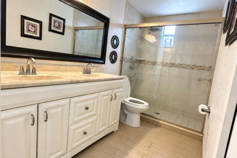 Villa ou maison à vendre à Deerfield Beach, Floride: 3 chambres, 118.91 m2 № 2400847 - photo 19