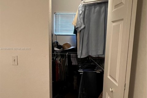 Condominio en alquiler en Miramar, Florida, 2 dormitorios, 100.33 m2 № 1992994 - foto 10