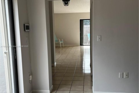 Copropriété à vendre à Miami, Floride: 3 chambres, 137.5 m2 № 1956039 - photo 29