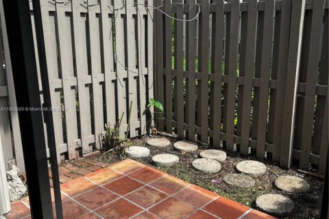 Copropriété à vendre à Miami, Floride: 3 chambres, 137.5 m2 № 1956039 - photo 25