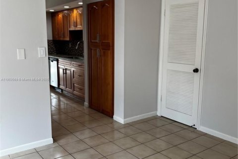 Copropriété à vendre à Miami, Floride: 3 chambres, 137.5 m2 № 1956039 - photo 23