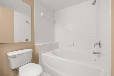 Купить кондоминиум в Орландо, Флорида 9 комнат, 110.65м2, № 1912102 - фото 22