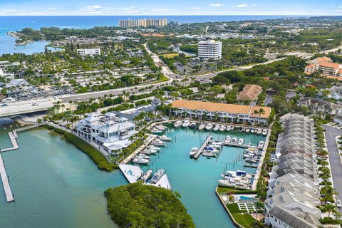 Condo in Jupiter, Florida, 2 bedrooms  № 2192560 - photo 11