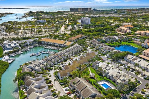 Condo in Jupiter, Florida, 2 bedrooms  № 2192560 - photo 3