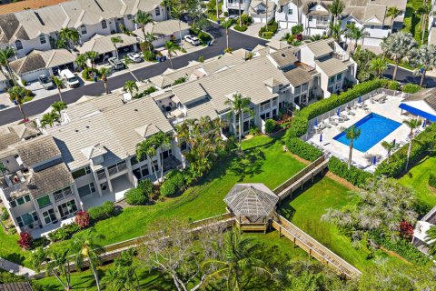 Condo in Jupiter, Florida, 2 bedrooms  № 2192560 - photo 2
