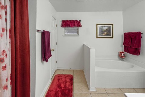 Villa ou maison à vendre à Groveland, Floride: 4 chambres, 195.84 m2 № 2324042 - photo 9