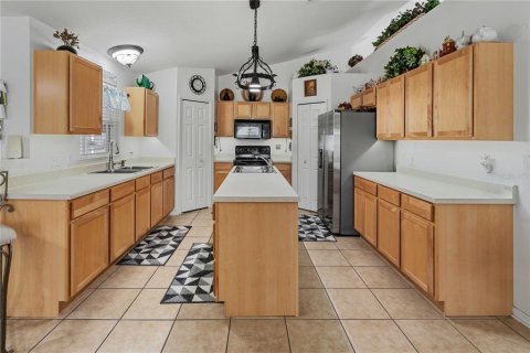 Villa ou maison à vendre à Groveland, Floride: 4 chambres, 195.84 m2 № 2324042 - photo 4
