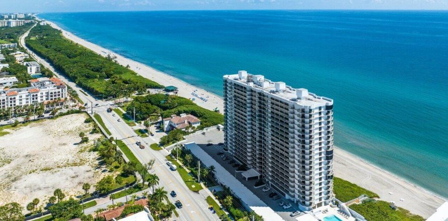 Кондоминиум с 2 спальнями в Бока-Ратон, Флорида № 938929