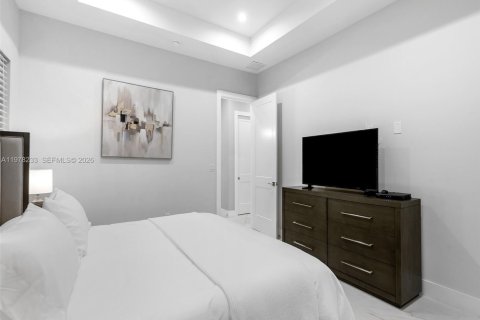 House in Fort Lauderdale, Florida 3 bedrooms, 198.9 sq.m. № 2041890 - photo 22
