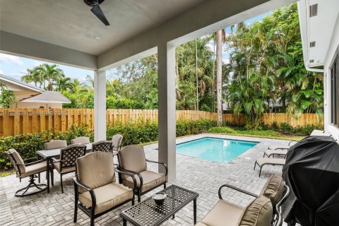 House in Fort Lauderdale, Florida 3 bedrooms, 198.9 sq.m. № 2041890 - photo 28
