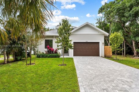 House in Fort Lauderdale, Florida 3 bedrooms, 198.9 sq.m. № 2041890 - photo 30