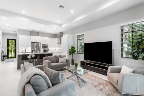 House in Fort Lauderdale, Florida 3 bedrooms, 198.9 sq.m. № 2041890 - photo 9