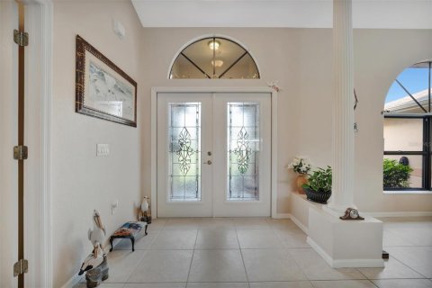 House in Port Charlotte, Florida 3 bedrooms, 188.41 sq.m. № 2151241 - photo 23