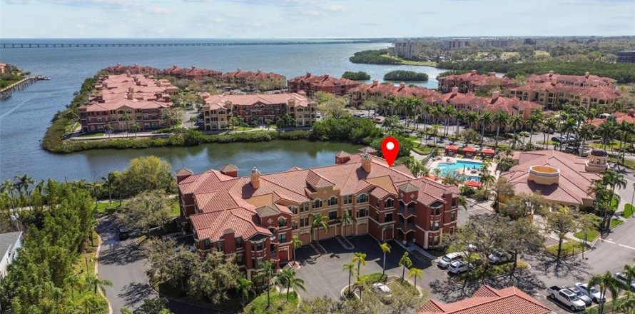 Condo in Clearwater, Florida, 2 bedrooms  № 2371703