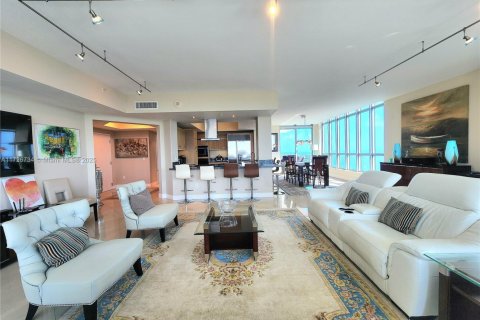 Condominio en venta en Hollywood, Florida, 3 dormitorios, 243.68 m2 № 1476828 - foto 16