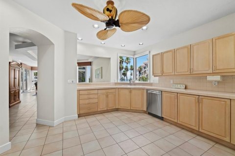 Condo in Longboat Key, Florida, 3 bedrooms № 2095364 - photo 15