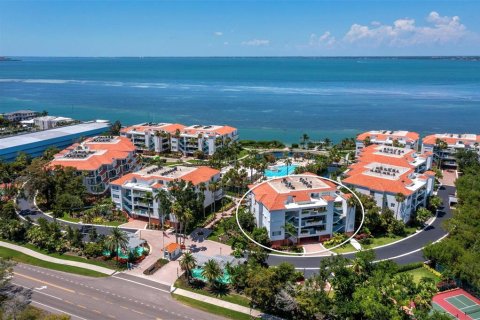Condo in Longboat Key, Florida, 3 bedrooms № 2095364 - photo 2