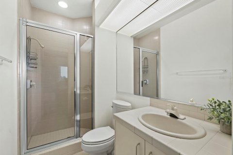 Condo in Longboat Key, Florida, 3 bedrooms № 2095364 - photo 29