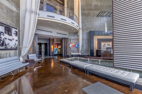 Condo in Miami, Florida, 1 bedroom  № 2067712 - photo 28