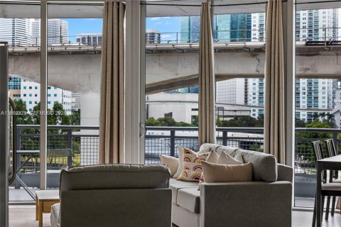 Condo in Miami, Florida, 1 bedroom  № 2067712 - photo 17