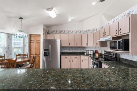 House in Ocala, Florida 3 bedrooms, 202.99 sq.m. № 1812691 - photo 13