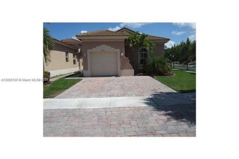 Casa en venta en Homestead, Florida, 3 dormitorios, 117.24 m2 № 1812215 - foto 15