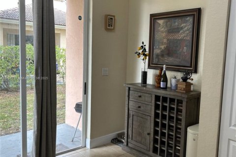 Casa en venta en Homestead, Florida, 3 dormitorios, 117.24 m2 № 1812215 - foto 7