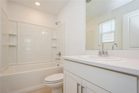 Touwnhouse à louer à Sarasota, Floride: 2 chambres, 109.62 m2 № 2429566 - photo 6
