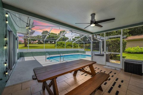 Villa ou maison à louer à Hudson, Floride: 3 chambres, 118.36 m2 № 2306442 - photo 15