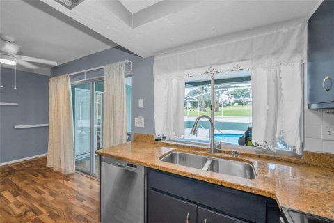 Villa ou maison à louer à Hudson, Floride: 3 chambres, 118.36 m2 № 2306442 - photo 13